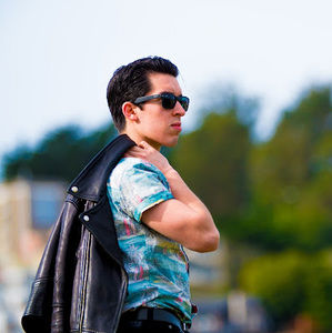 Meet your Posher, Carlos